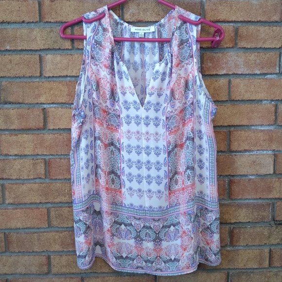 Rose & Olive Tops - Flowy Tank Top